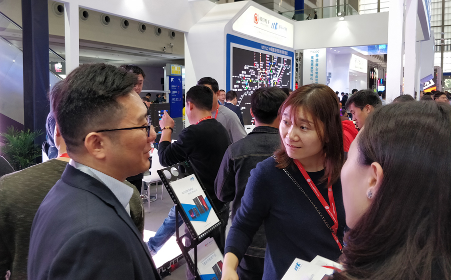 威廉希尔williamhill光电深圳LED展\展会现场